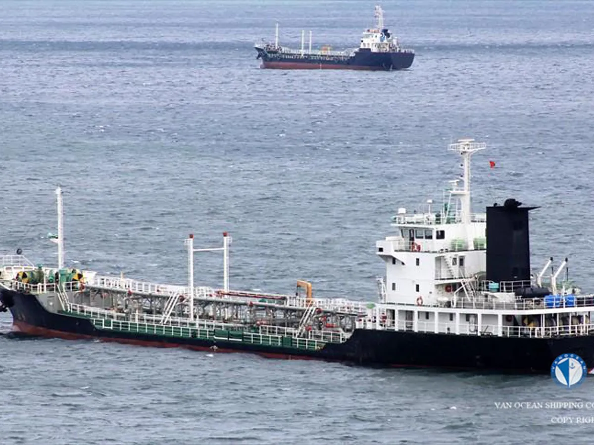 Oil/Chemical tanker for sale