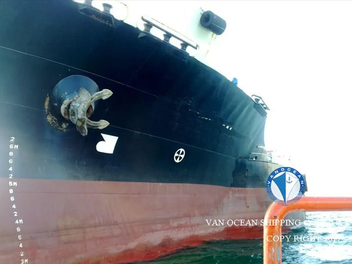 Oil/Chemical tanker for sale