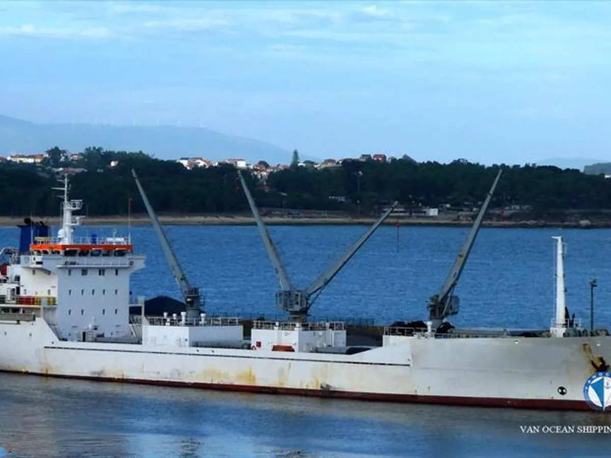Reefer ship for sale