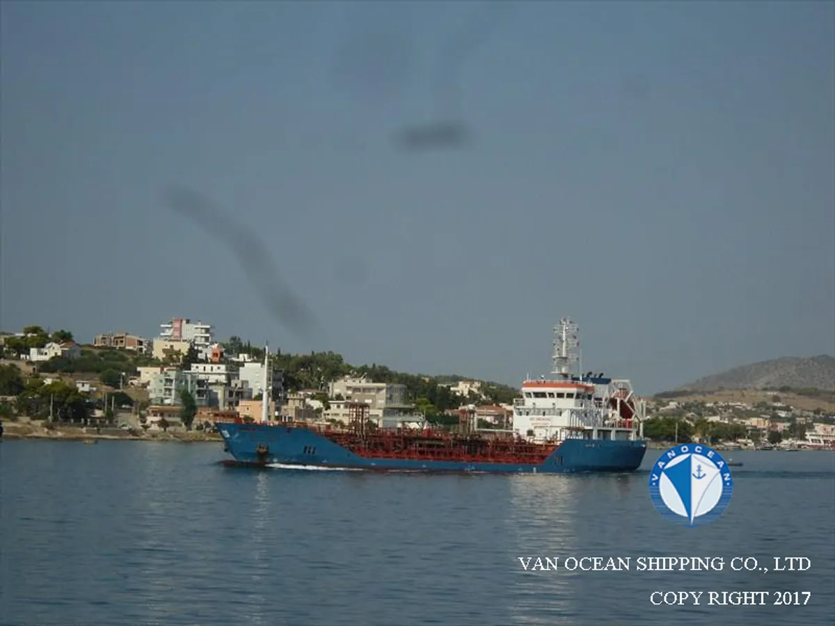 Oil/Chemical tanker for sale