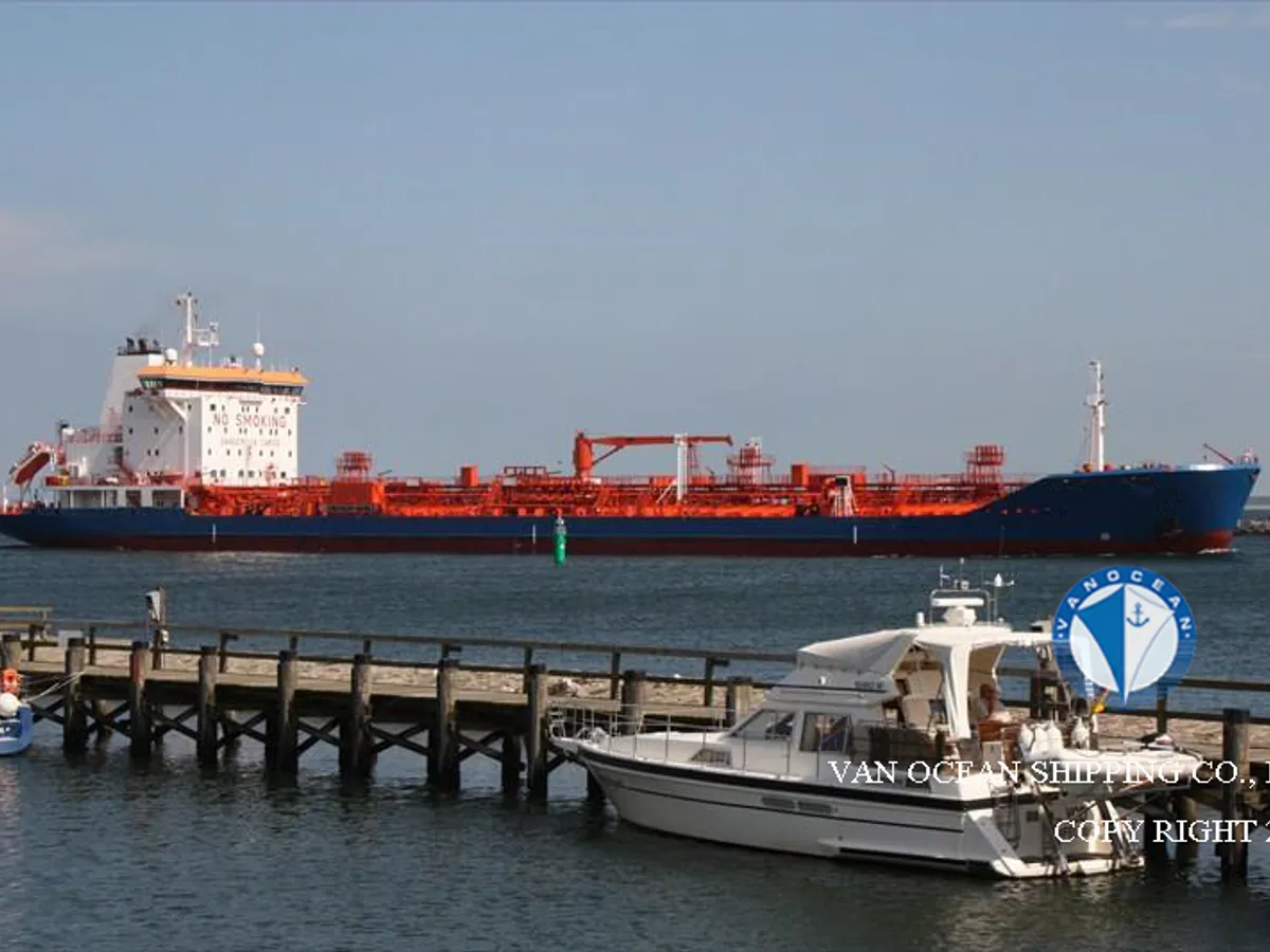 Oil/Chemical tanker for sale