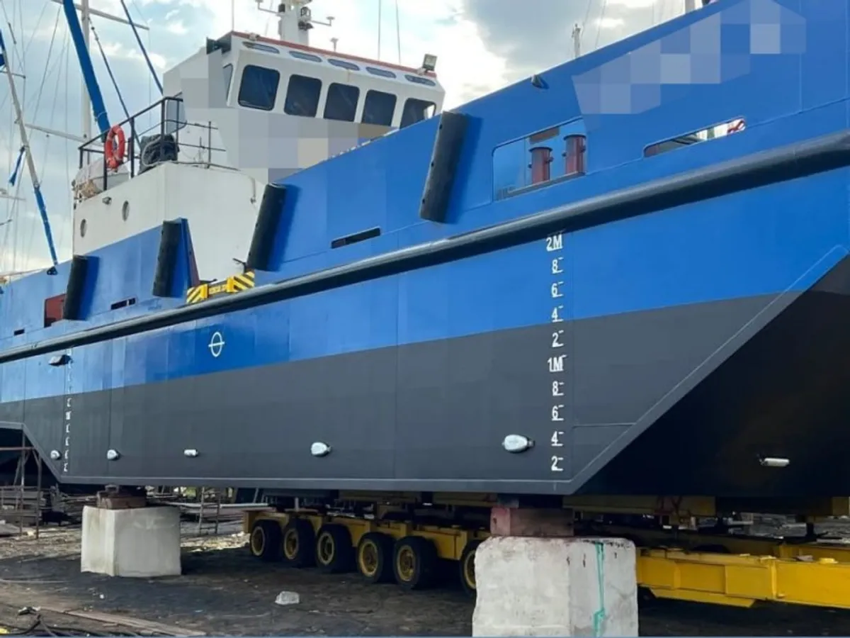 Container ship for sale