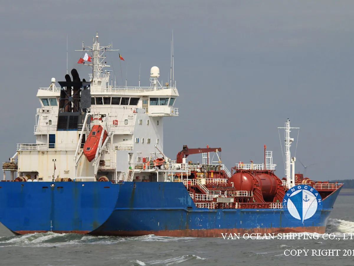 Oil/Chemical tanker for sale