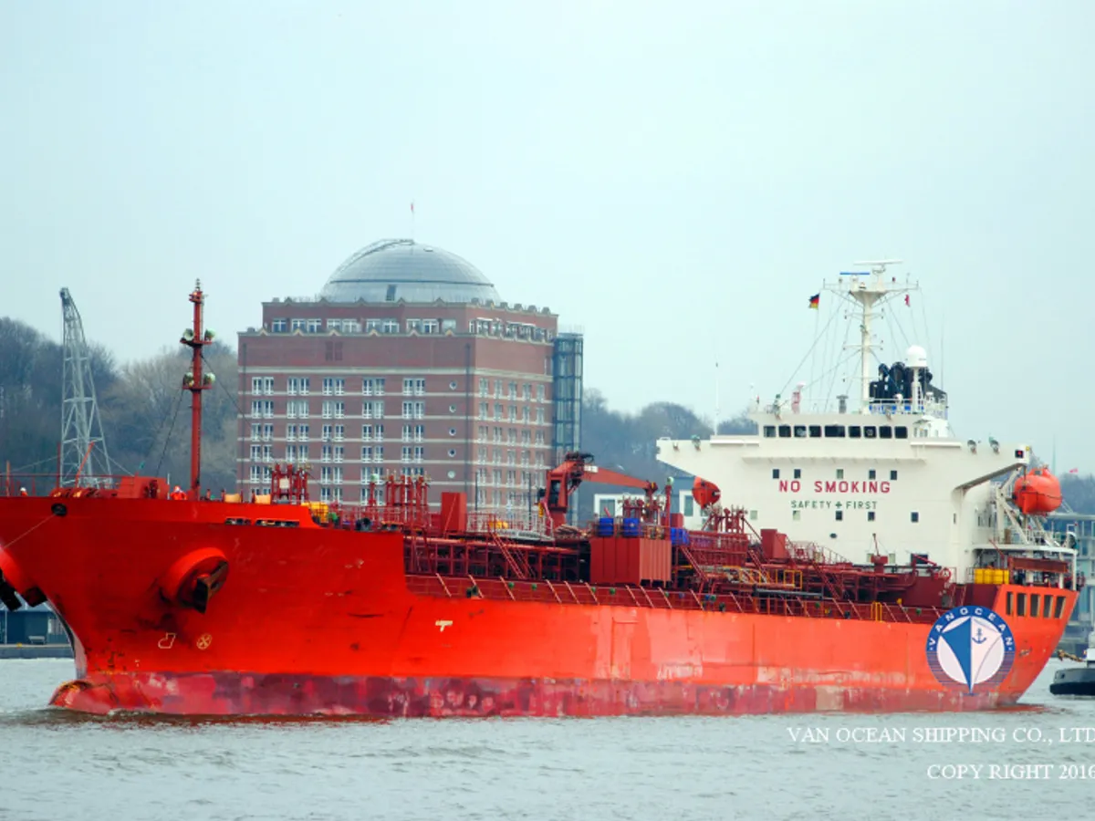 Oil/Chemical tanker for sale