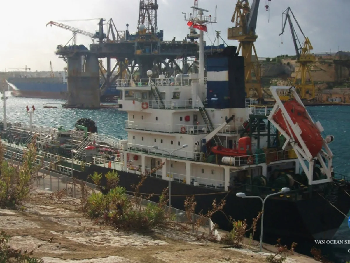 Oil/Chemical tanker for sale