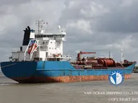 Oil/Chemical tanker for sale