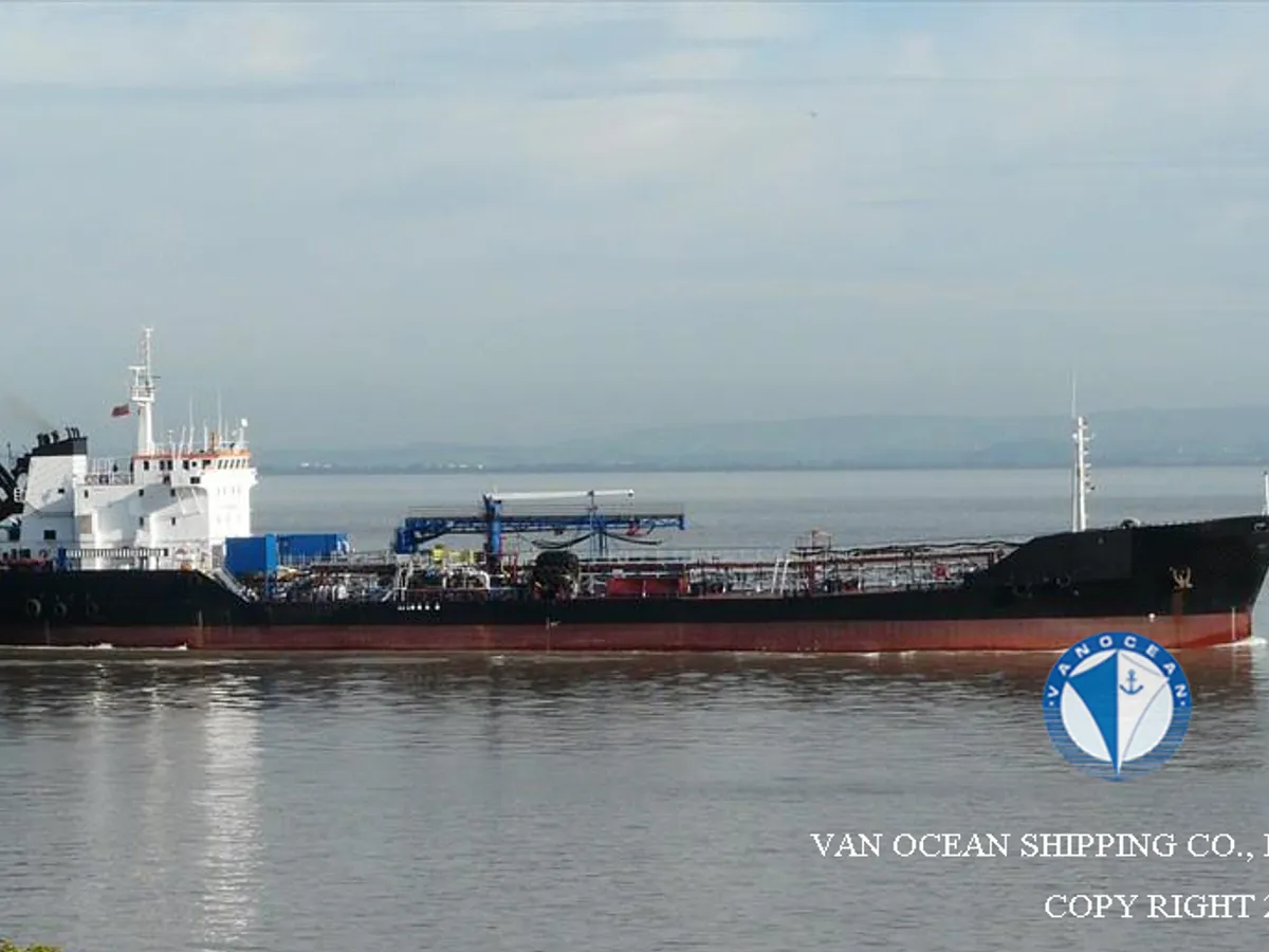 Oil/Chemical tanker for sale