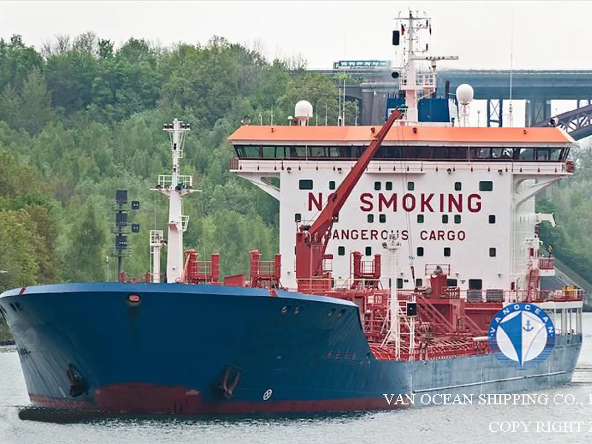 Oil/Chemical tanker for sale