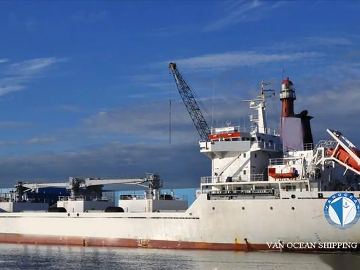 Reefer ship for sale