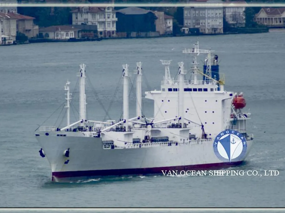 Reefer ship for sale