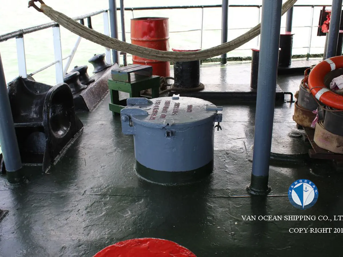 Oil/Chemical tanker for sale
