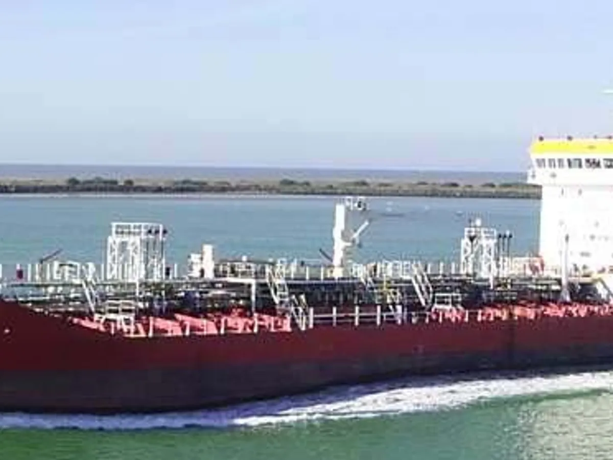 Oil/Chemical tanker for sale