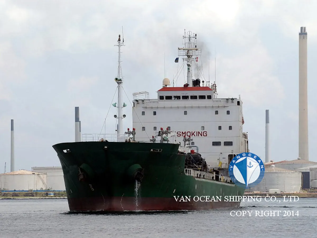 Oil/Chemical tanker for sale