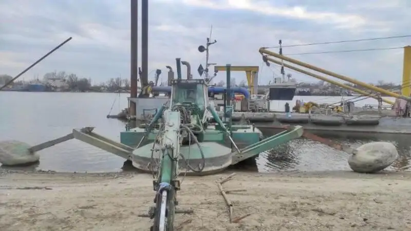 Dredger for sale